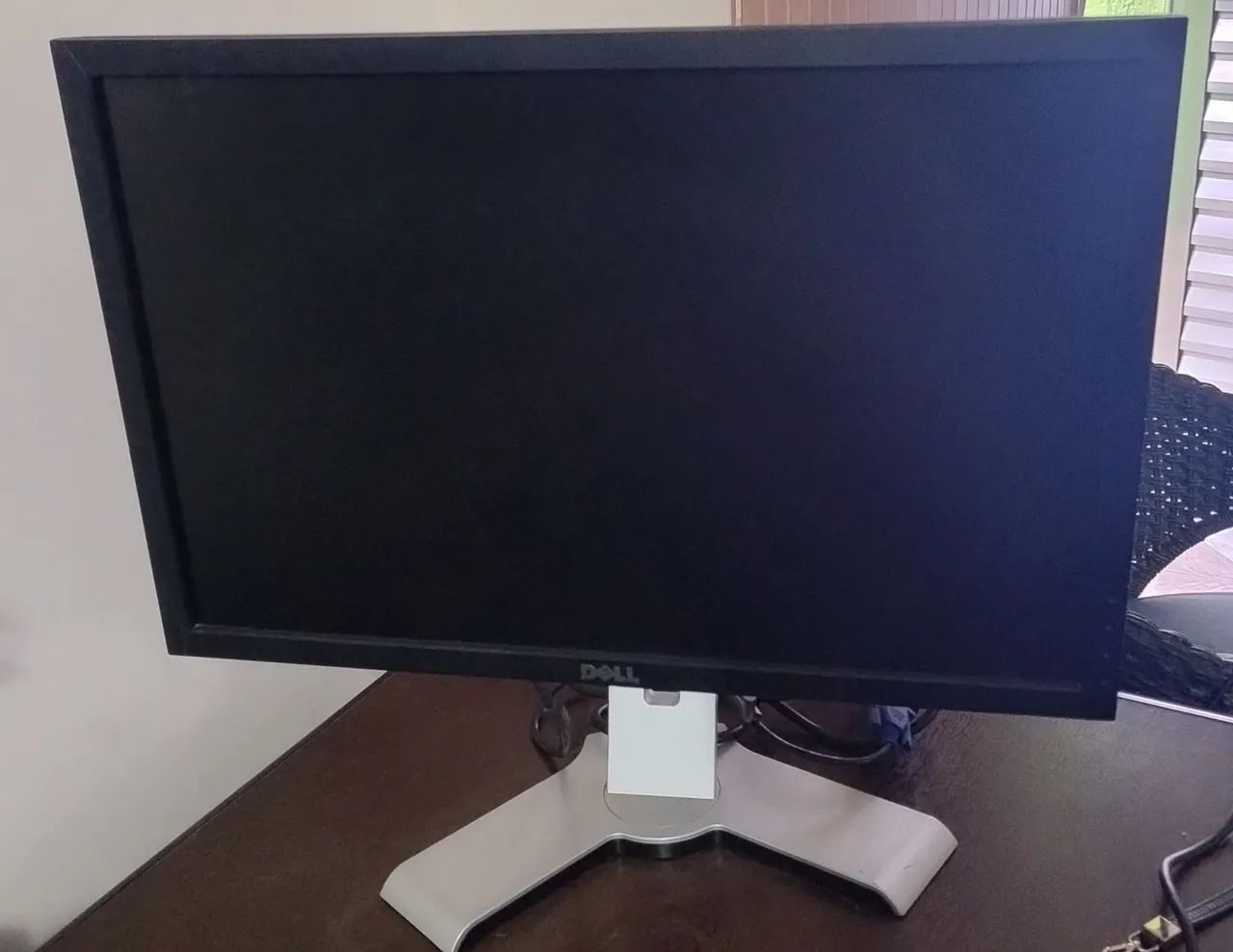 Monitor Dell 22 Polegadas Widescreen + Suporte Ajustável + Cabo HDMI