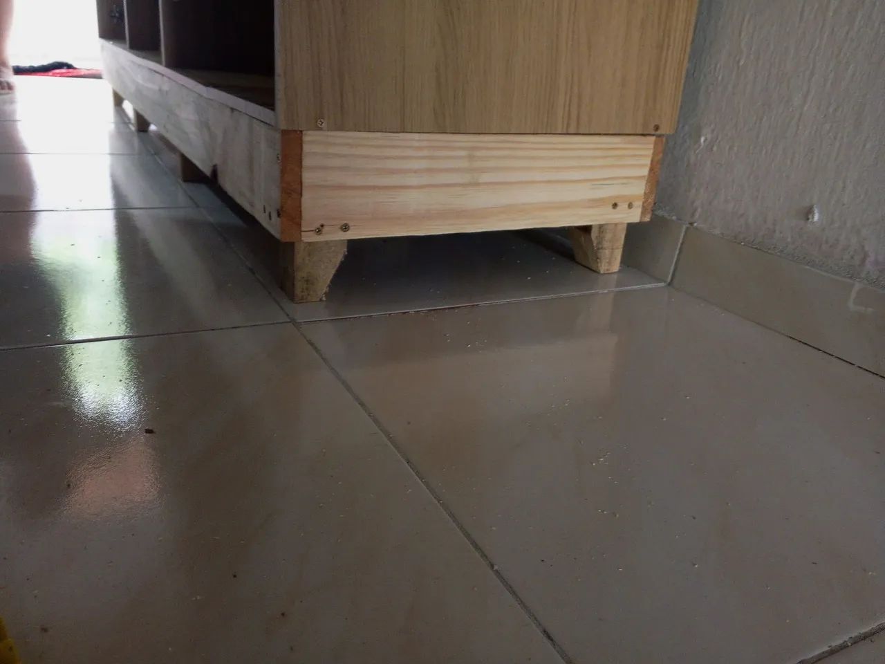 Base de madeira para guarda roupa e armário! - Foto 2