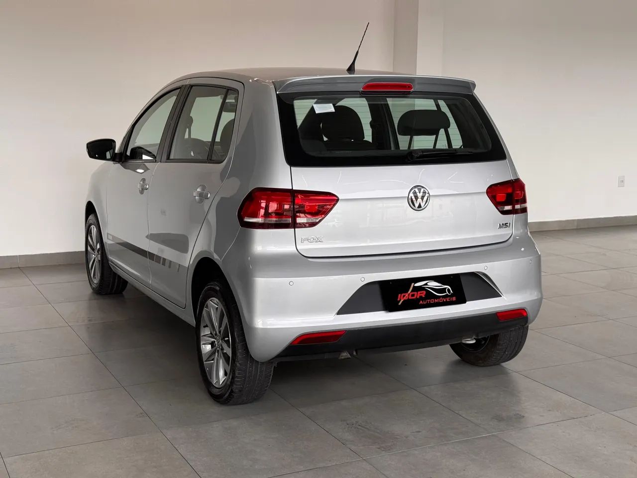 Volkswagen Fox RUN 1.6 Flex 8V 5P 2017 - Foto 4