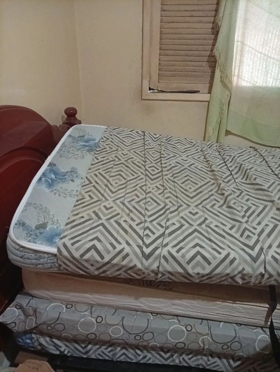 Cama solteiro com colchão  - Foto 3