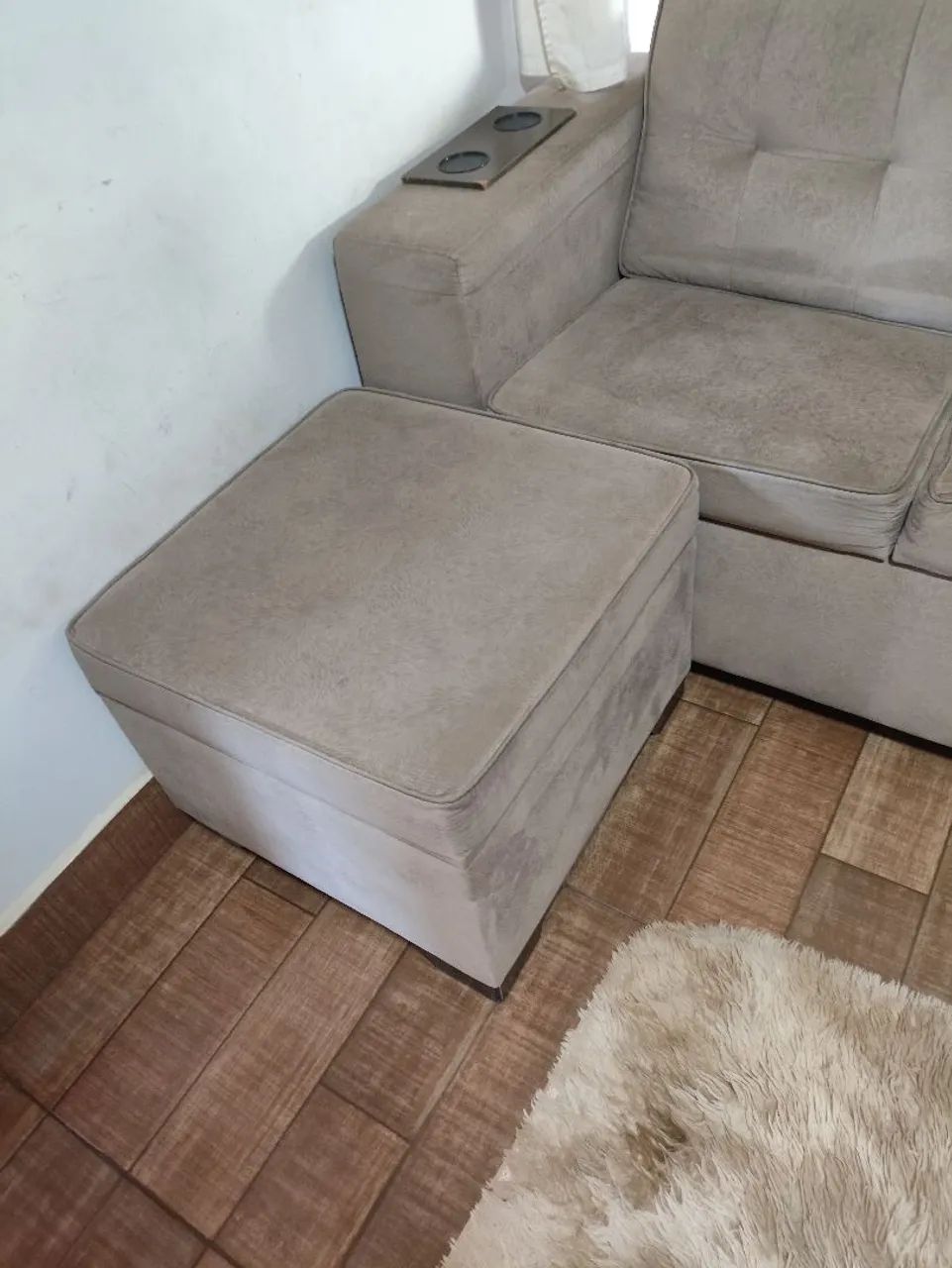 Jogo de sofá 2 e 3 lugares com puff - Foto 5