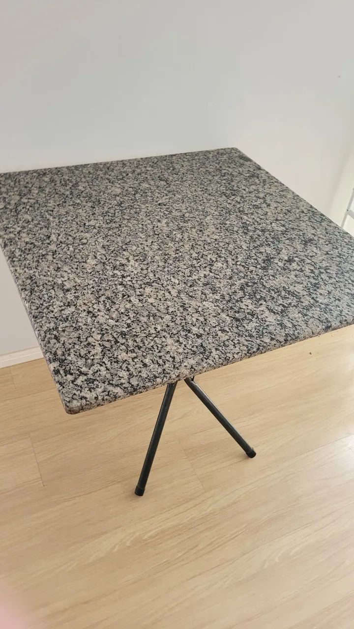 Mesa de Jantar Quadrada Tampo de Granito65579521365891122