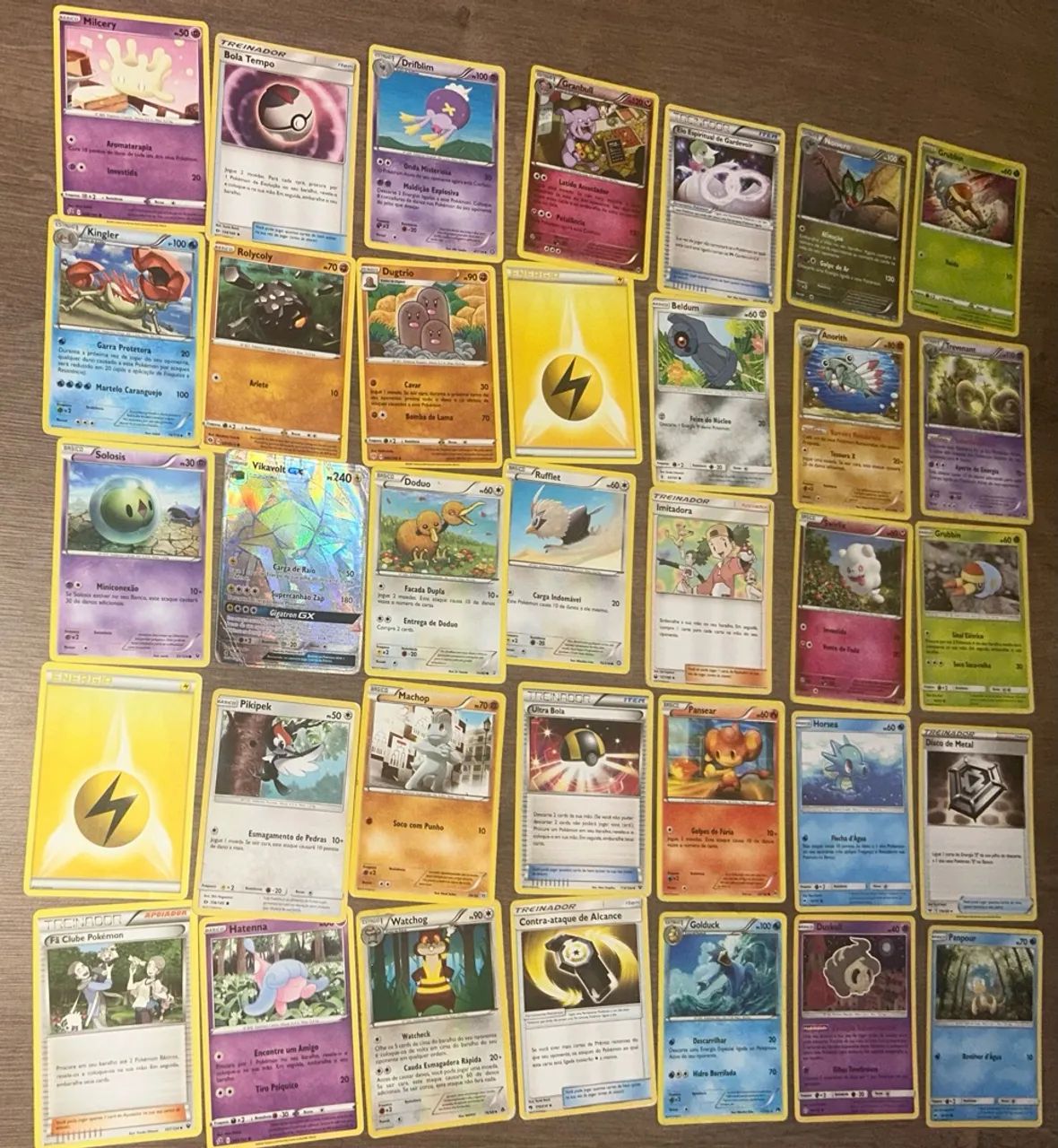 100 cartas Pokémon 