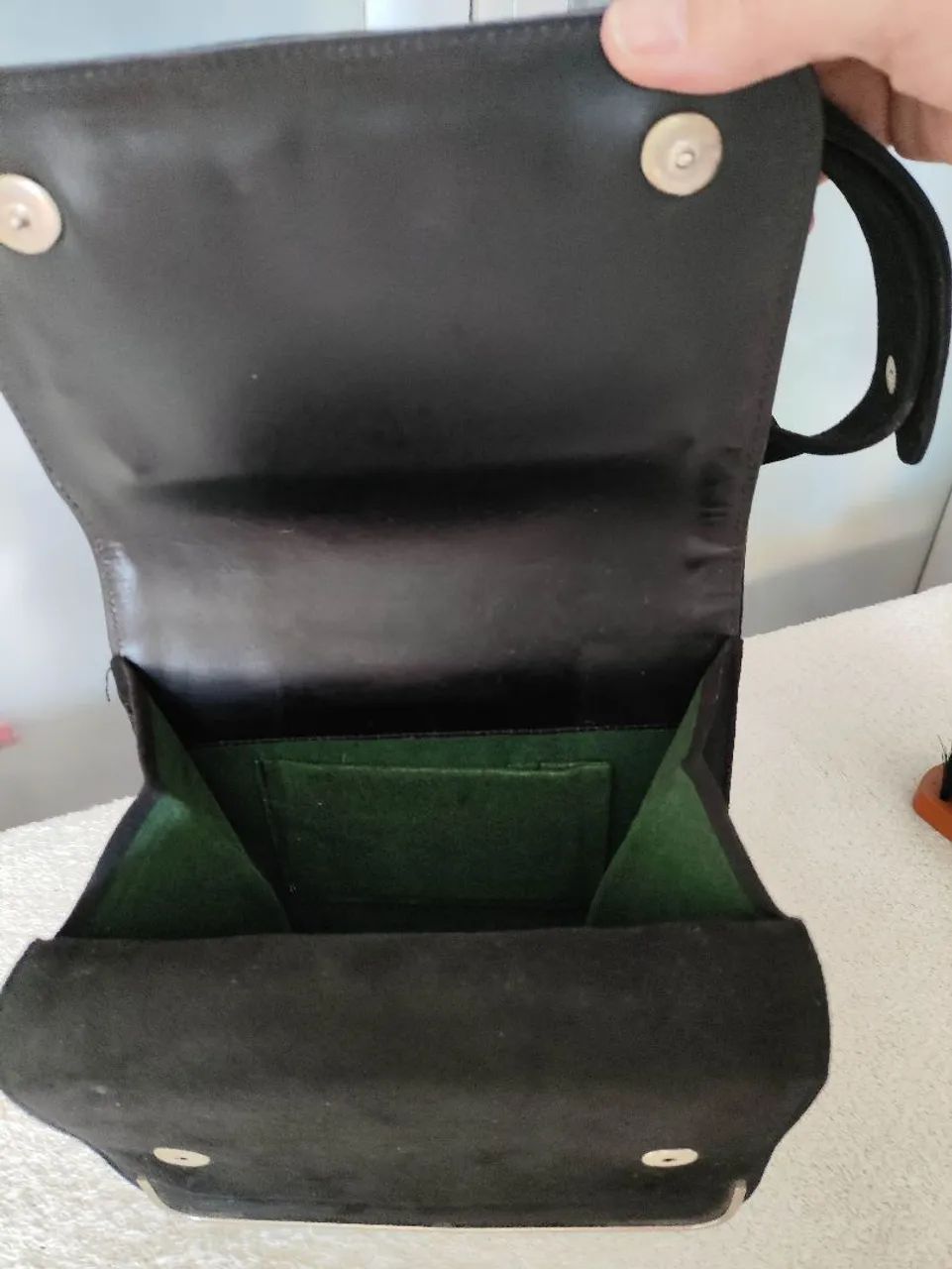 Bolsa de ombro camurça preta - Foto 4