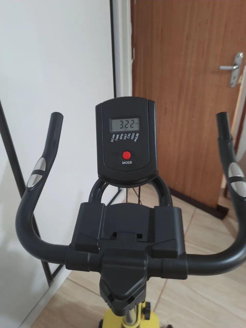 Bicicleta spinning 8kg - Foto 3
