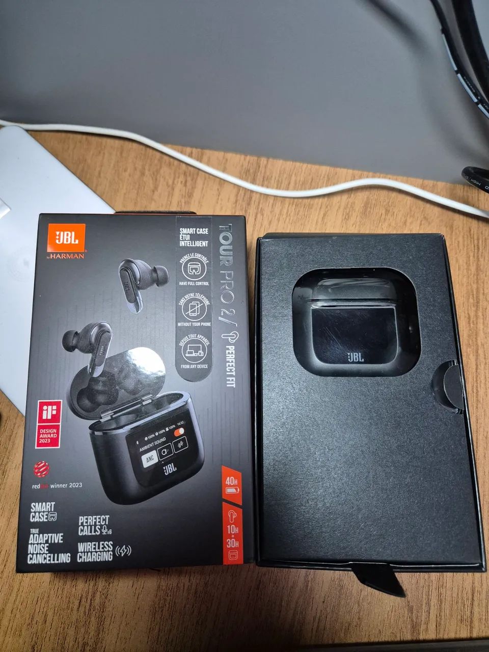 JBL Tour Pro 2 - Foto 5