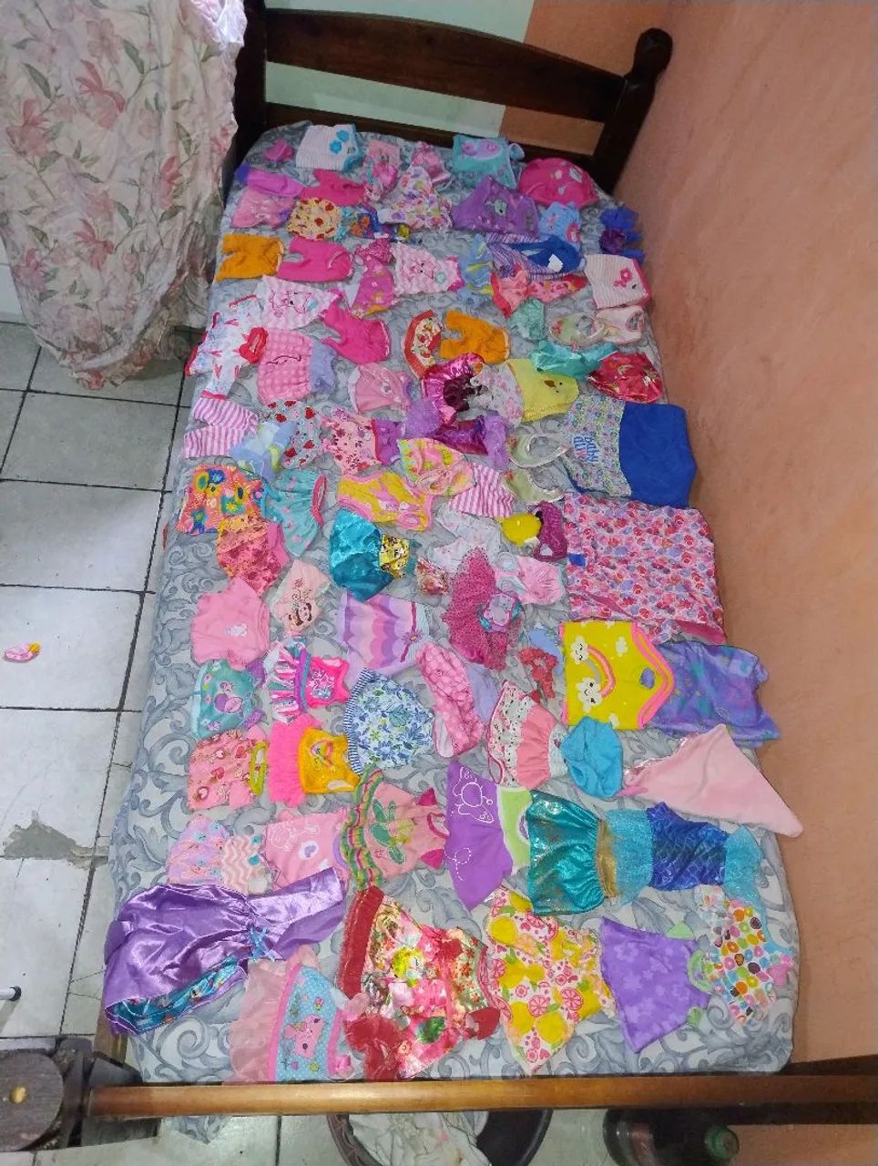 Roupas de boneca 