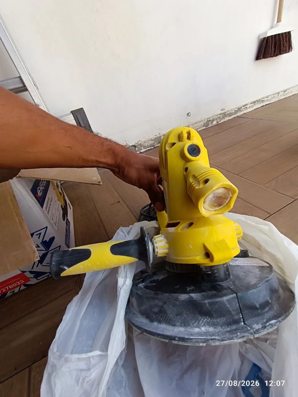 Lixadeira de Parede Menegotti PLP 800 H - Foto 4