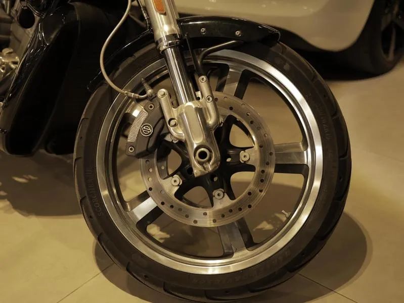 HARLEY-DAVIDSON VRSCF 2015 - Foto 5