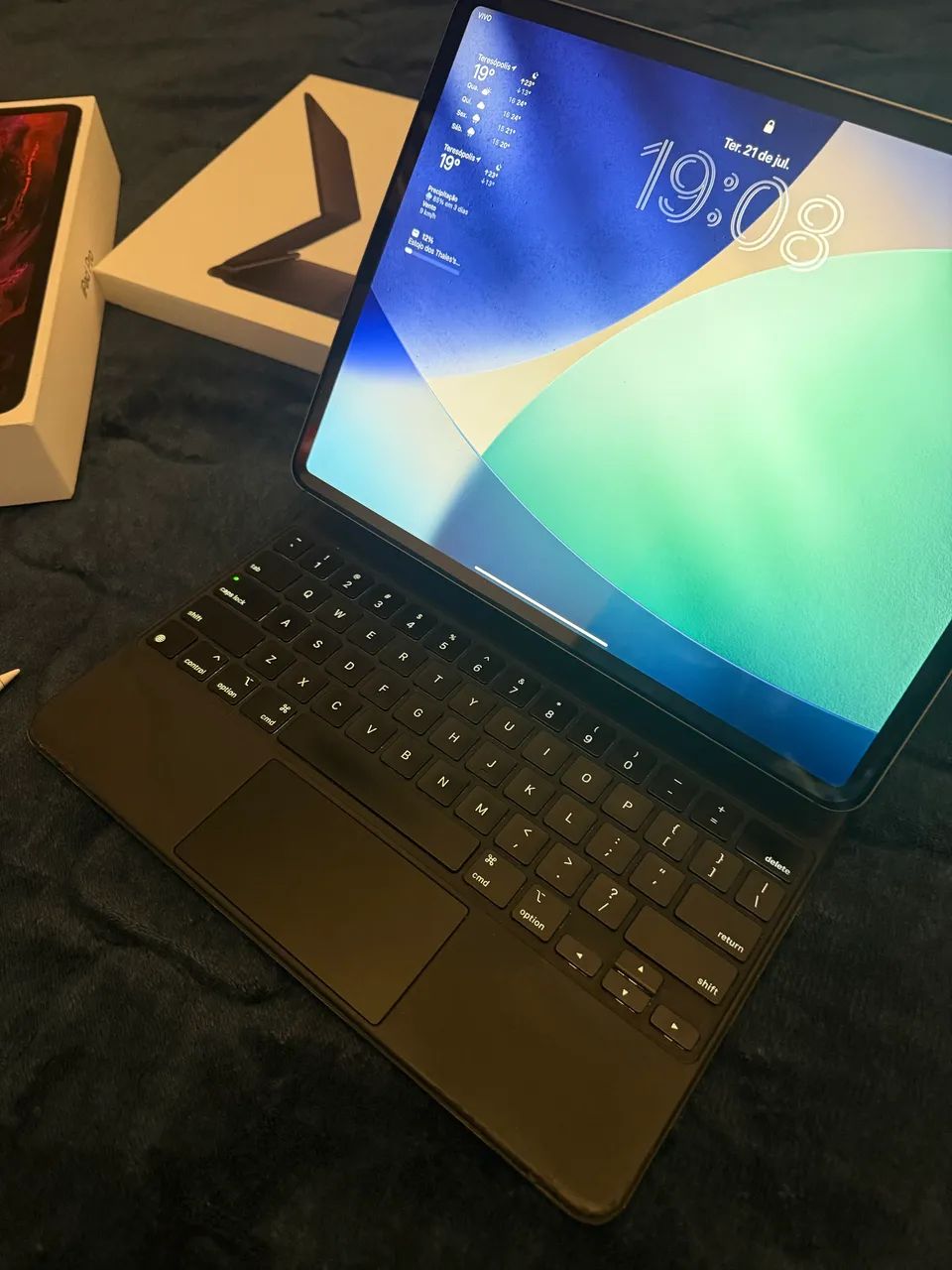 iPad Pro 12.9 Polegadas. 512 GB, Wi-Fi celular, com SmartKeyboard trackpad e Apple Pencil  - Foto 2