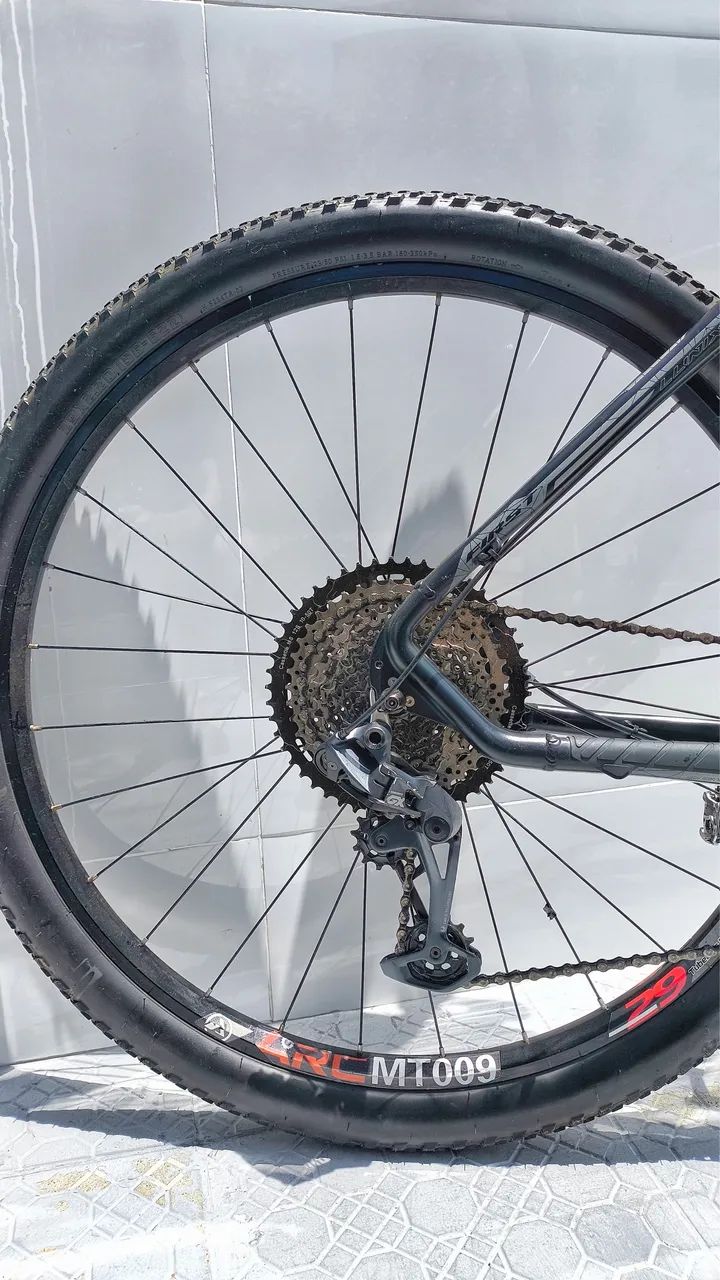 Bicicleta MTB tamanho 19 - Foto 3