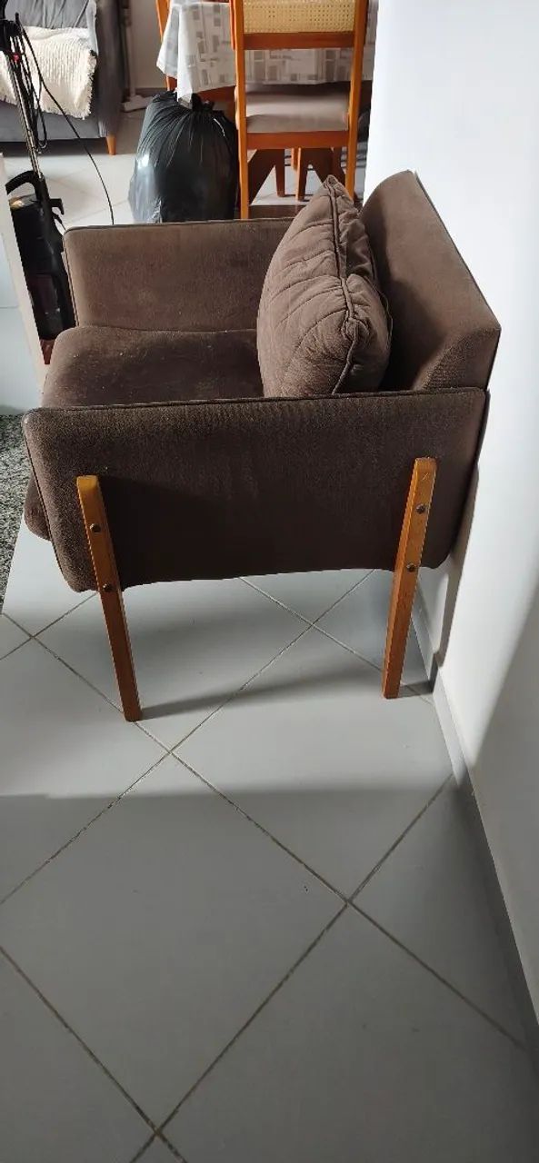 Poltrona de Madeira - Foto 2