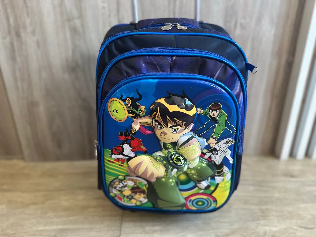  MOCHILA DO BEN 10  - Foto 2