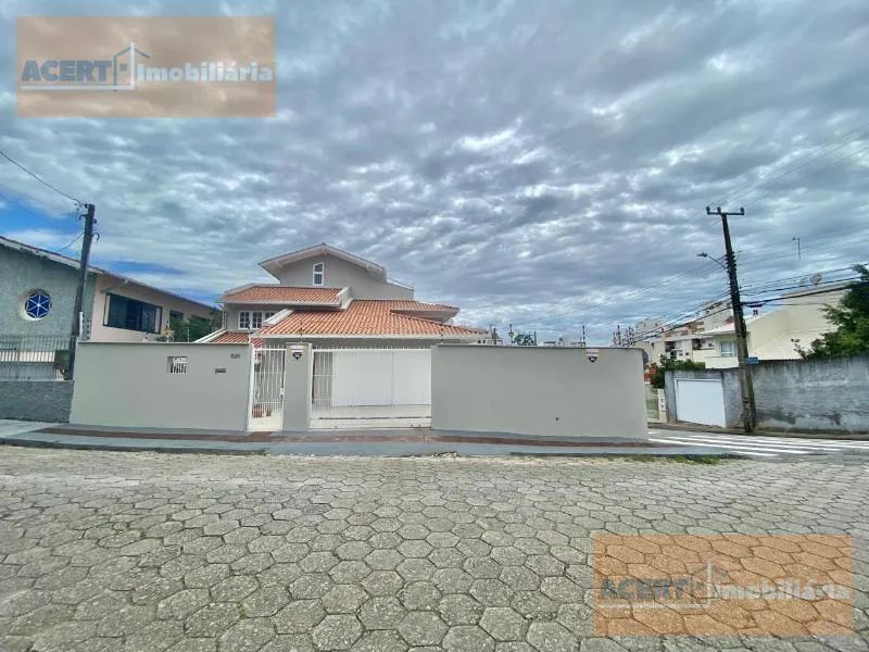 CASA RESIDENCIAL em Florianópolis - Santa Catarina, Coqueiros - Foto 2