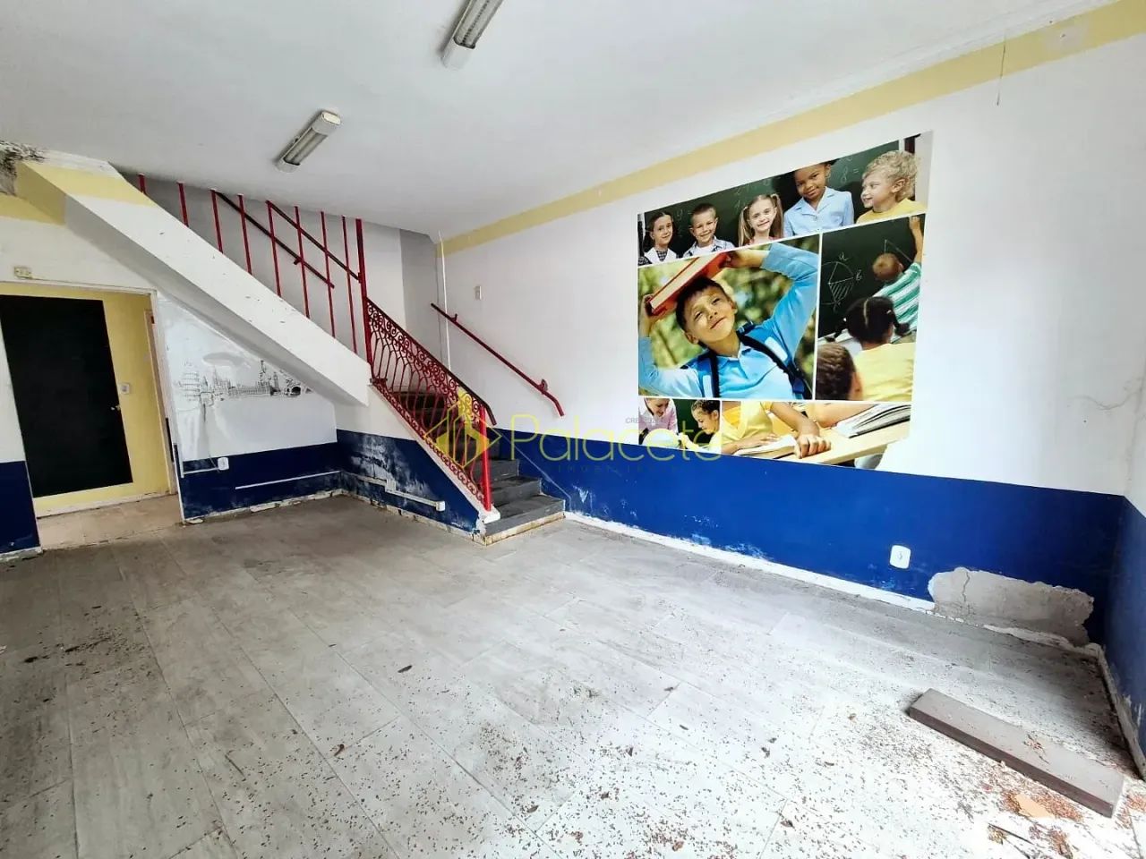Imóvel Comercial Exclusivo no Centro de Pindamonhangaba com Estrutura Versátil e Localizaç - Foto 5