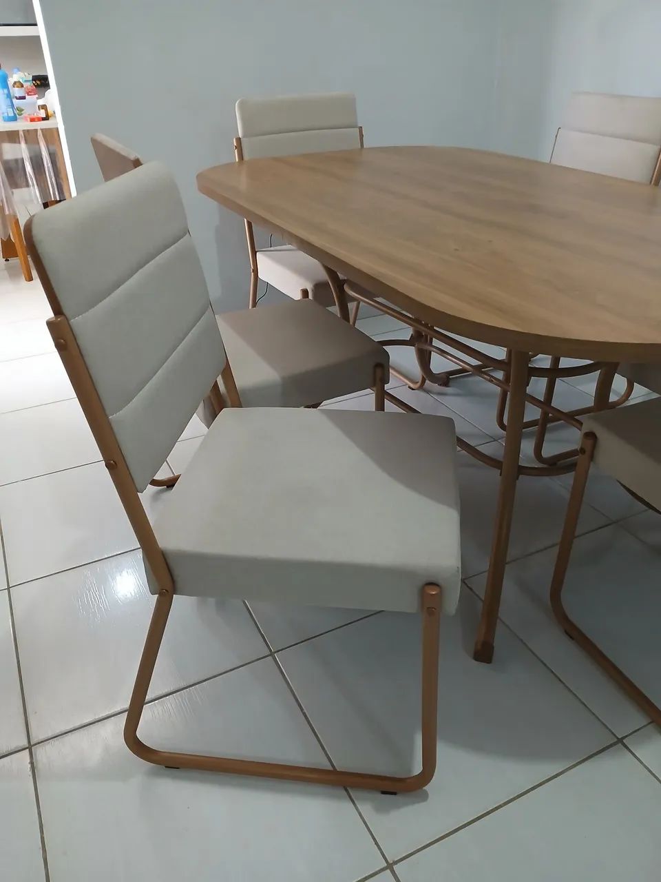 Vendo mesa de jantar 6 lugares em ótimo estado - Foto 3