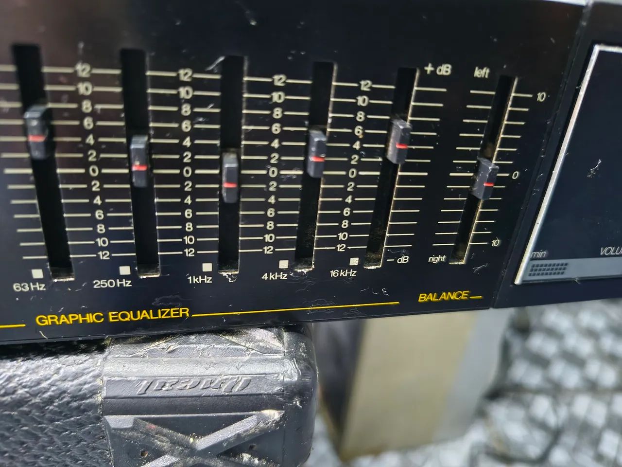 Amplificador equalizador Gradiente A-175 - Foto 4