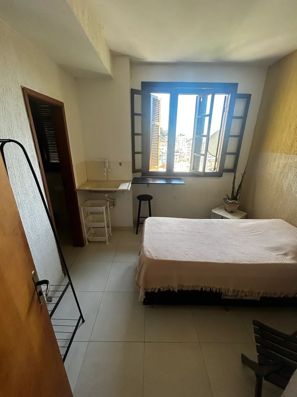 QUARTOS E SUÍTES EM SANTA TERESA ? A PARTIR DE R$ 950 COM CONTAS* - Foto 4