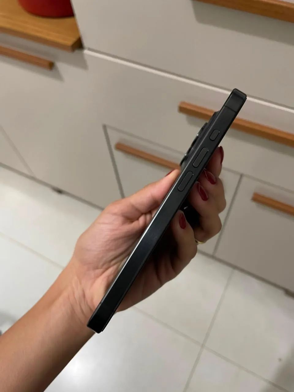 iPhone 15 PRO - Foto 4