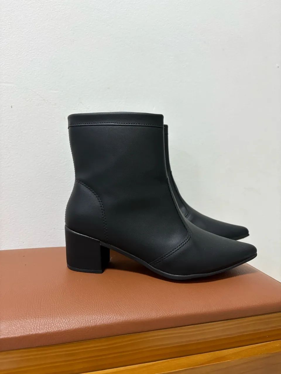 Bota nova tamanho 35