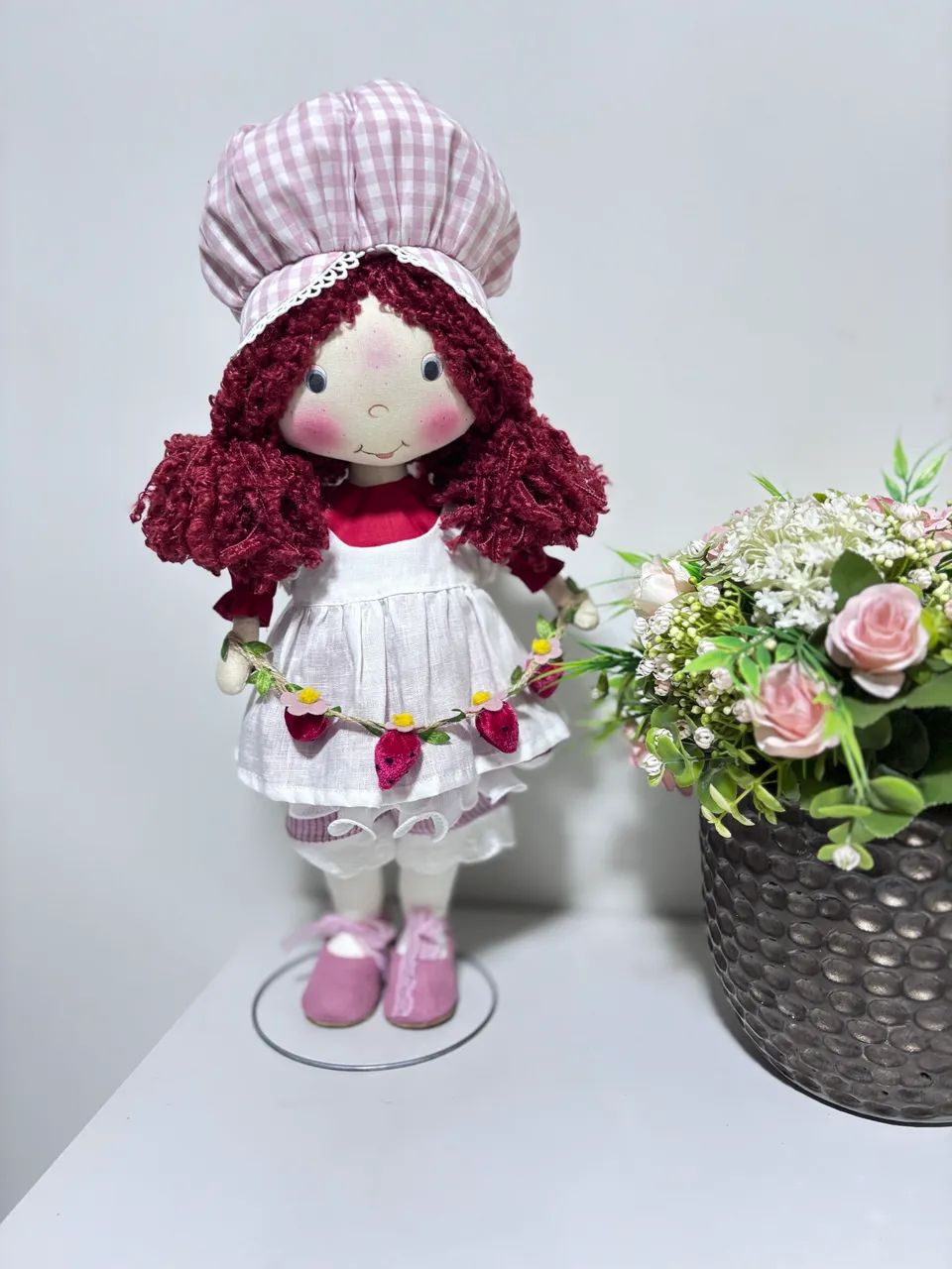 Boneca artesanal de pano 