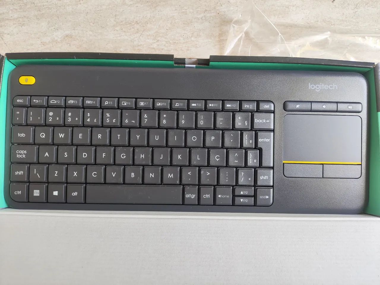 Teclado sem fio LOGITECH K400 Plus  - Foto 3