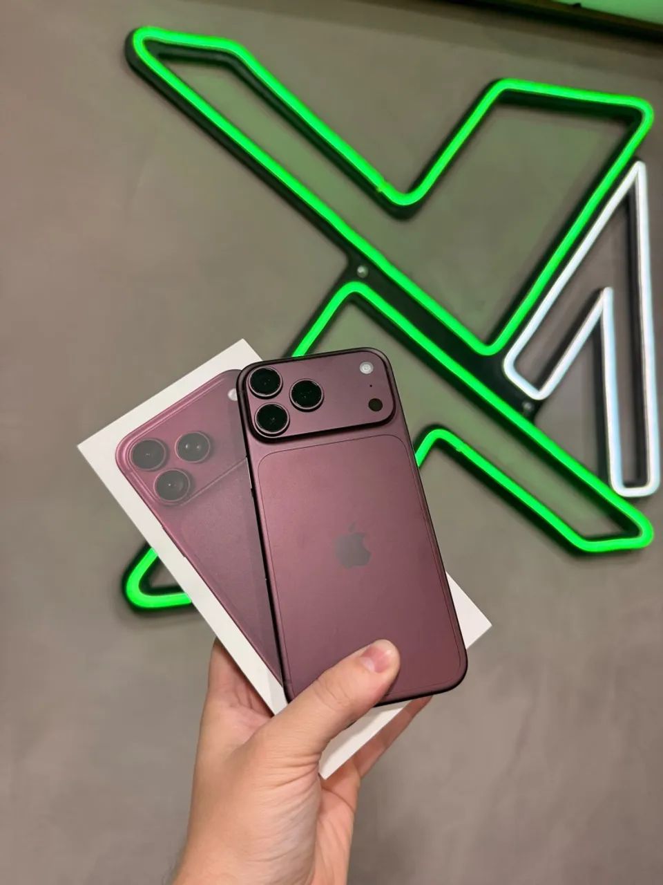 iPhone 18 pro maxx 256gb com garantia / pronta entrega 