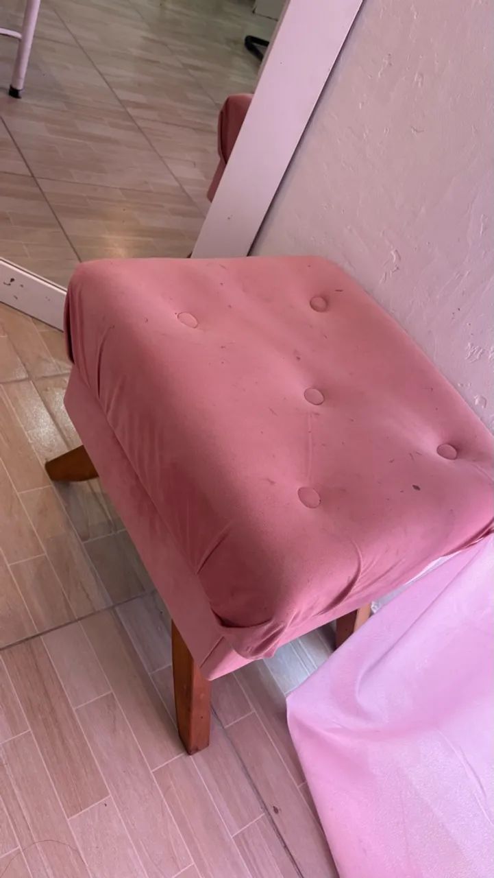 Sofá e puffs  - Foto 4