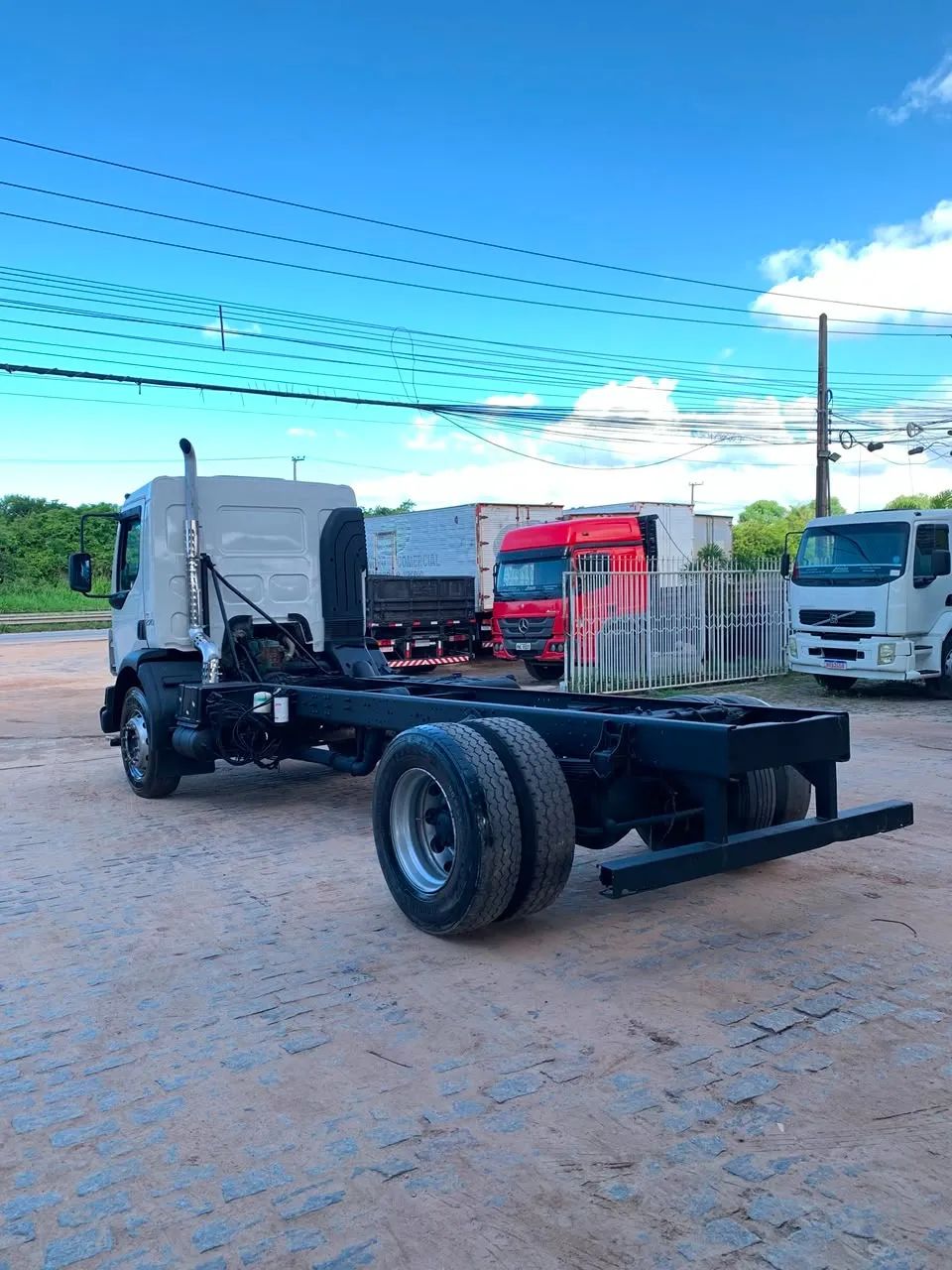 VOLVO VM 270 4x2 2p (diesel) (E5) - Foto 4