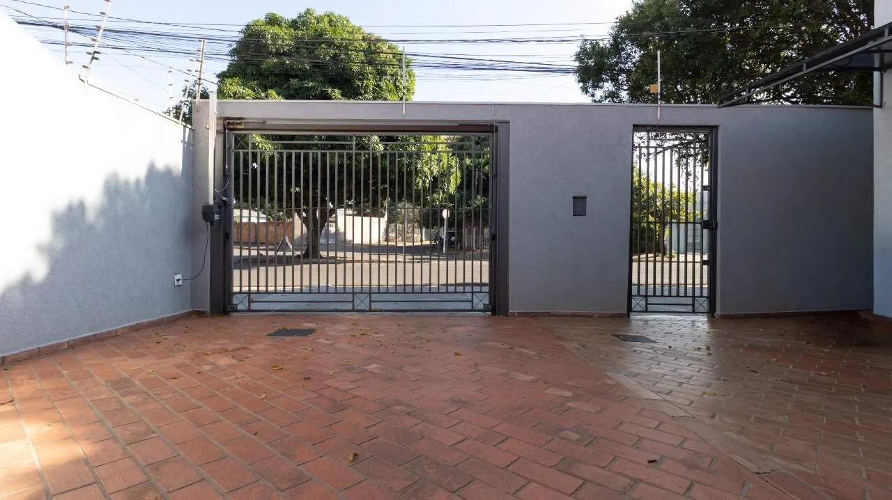 Casa térrea no Tiradentes - Foto 2