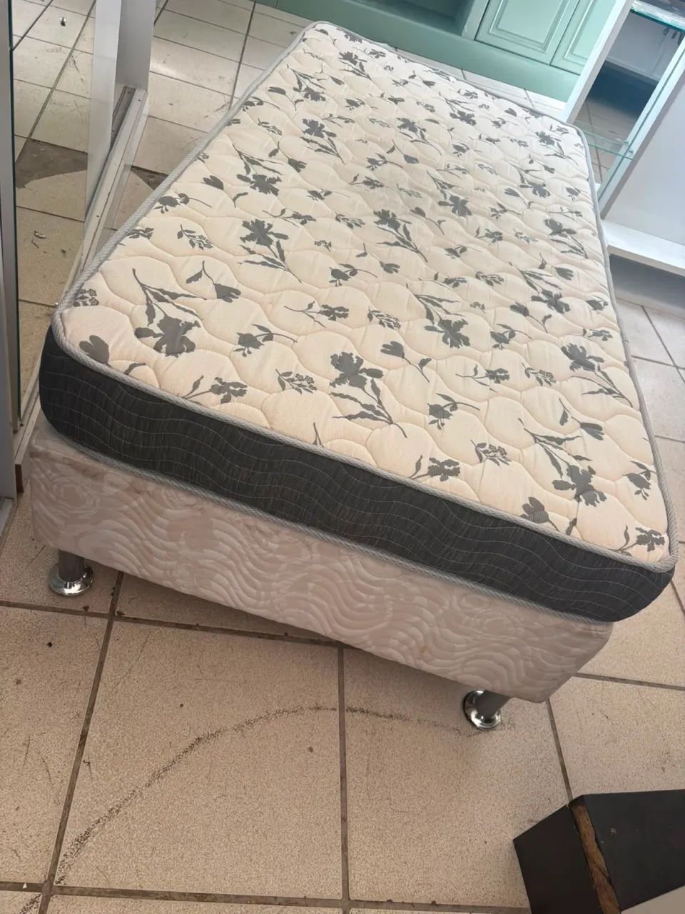 Cama solteiro com auxiliar  - Foto 2