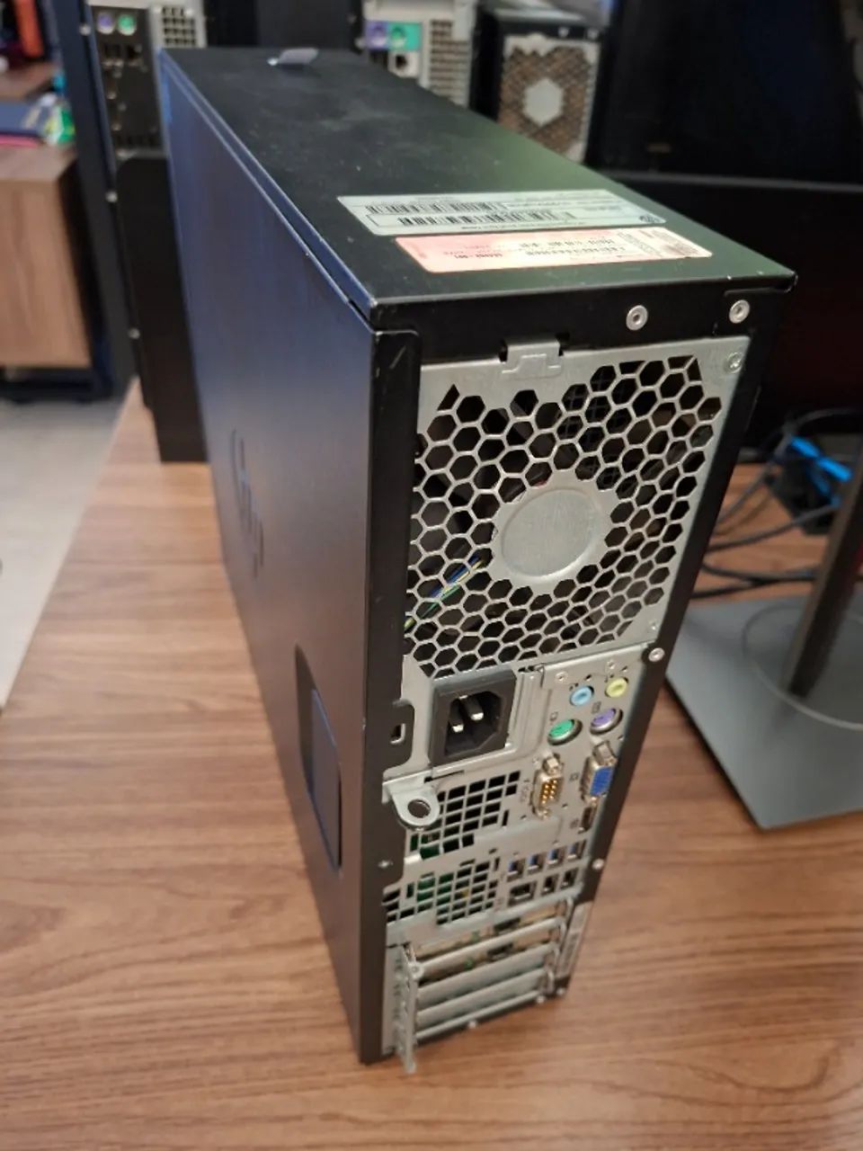 Computador Desktop HP Compaq Elite 8300 SFF - Foto 2