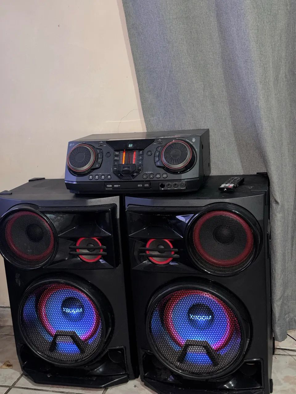 Som LG XBOOM  - Foto 2