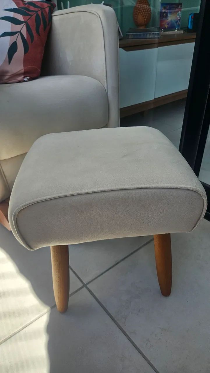 Poltrona de amamentação de balanço com puff - Foto 2