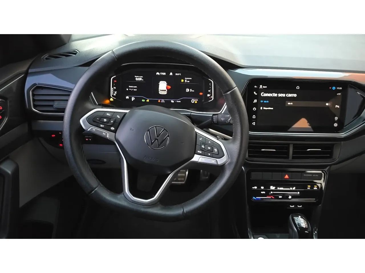Volkswagen T-Cross Highline 1.4 TSI Flex 16V 5P AUT, foto 11 de 14