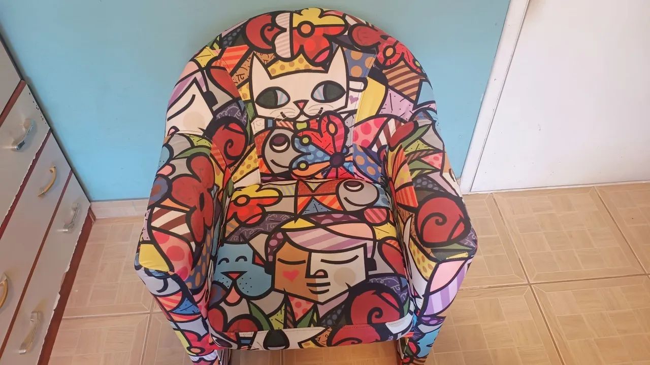 Poltrona Romero Brito 