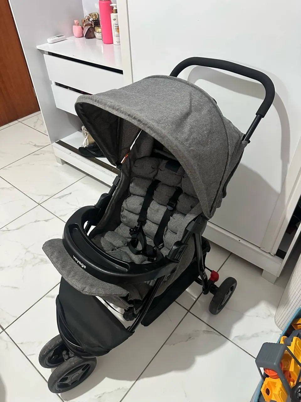 Carrinho de bebê voyage  - Foto 3