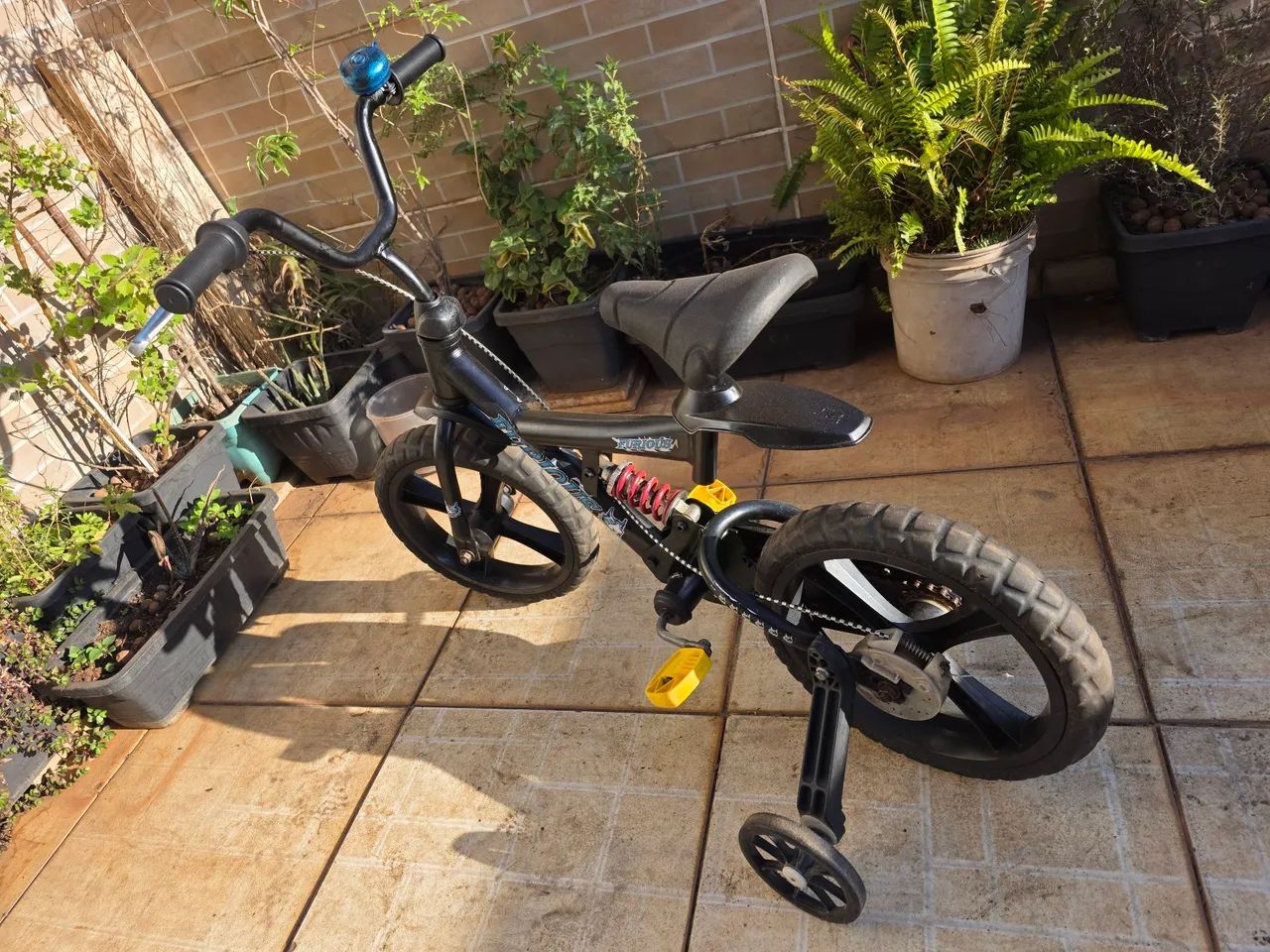 Rara bicicleta Bandeirante customizada aro 16 com mola! - Foto 4