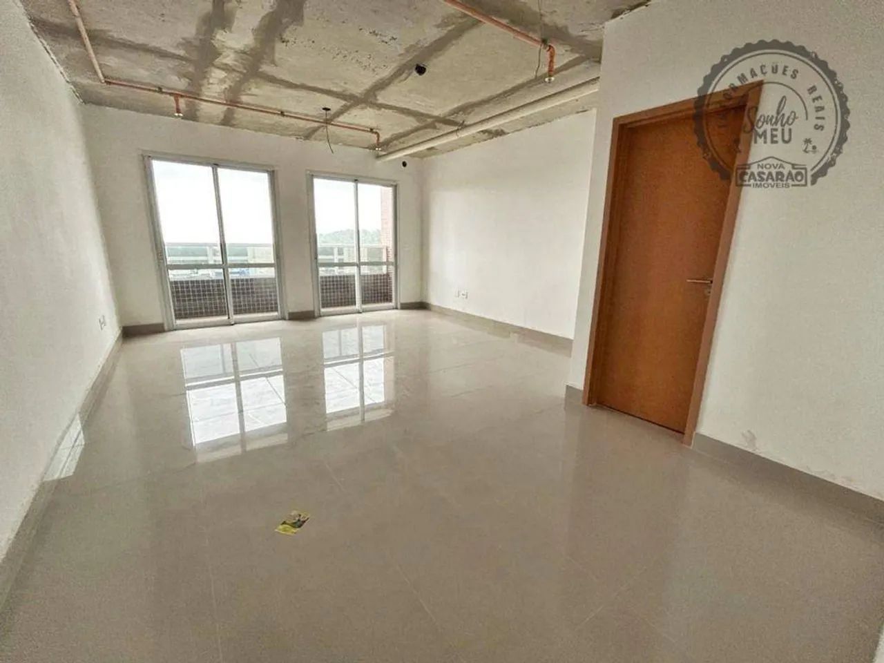 Sala Comercial no Boqueirão - Praia Grande/SP
