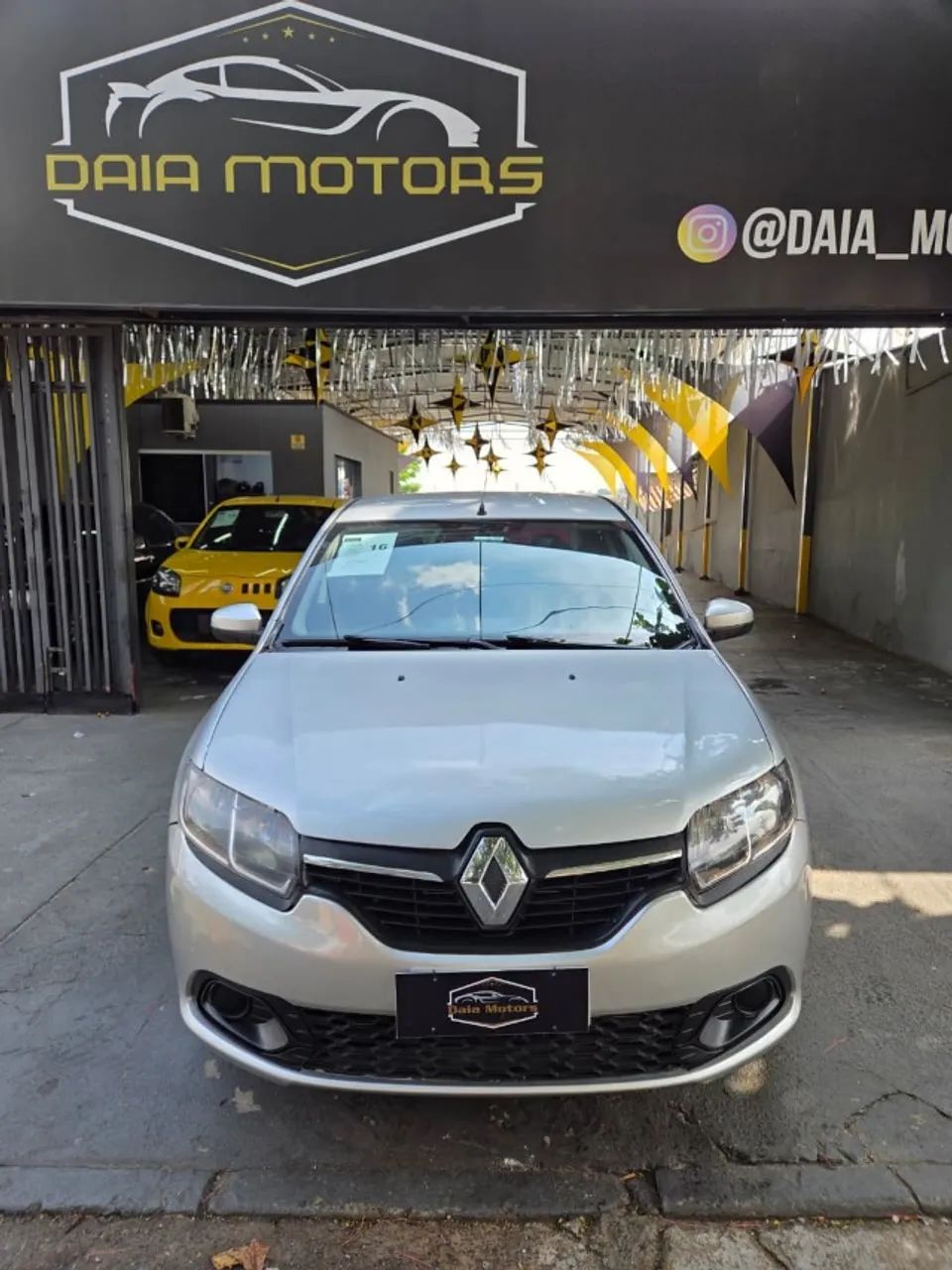 Renault Logan Expression Hi-flex 1.6 8V 4P 2016 - Foto 2