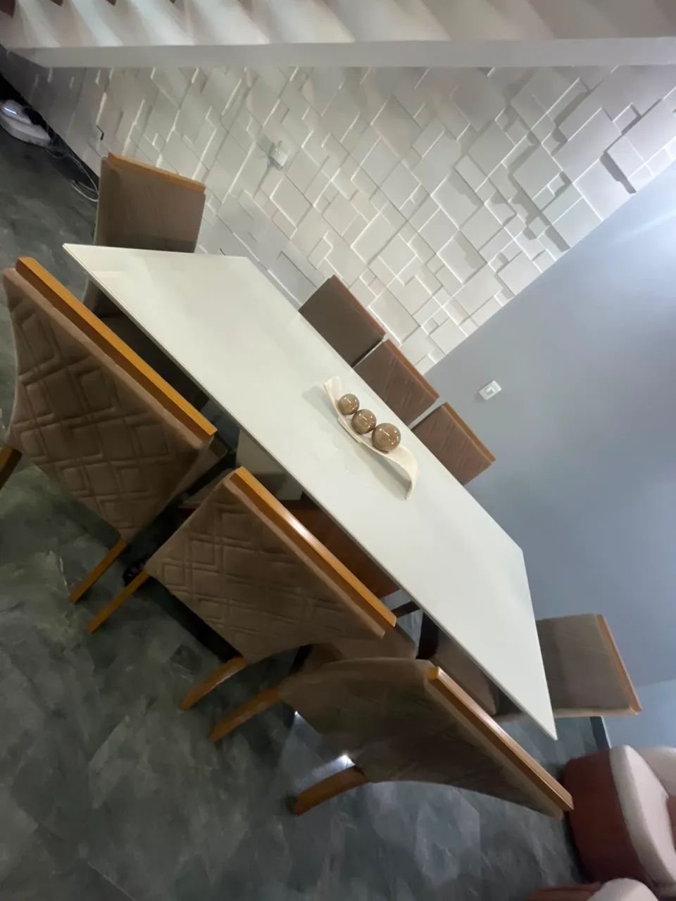 JOGO DE 08-CADEIRAS PARA MESA DE JANTAR SEMI NOVAS - Foto 3