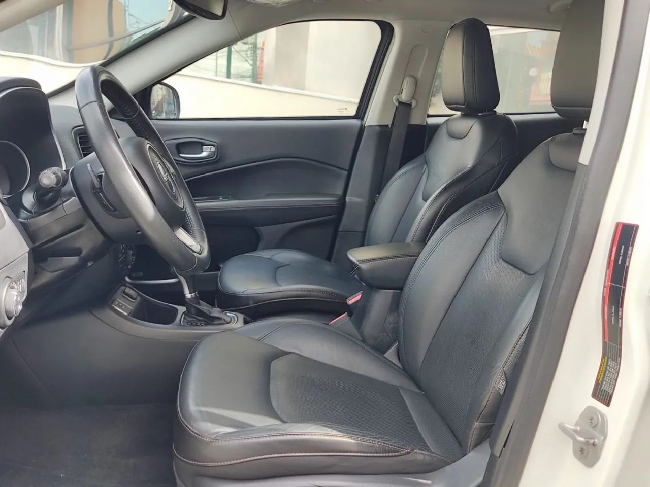 Jeep Compass Longitude 2.0 4X2 Flex 16V Aut. 2018 - Foto 8