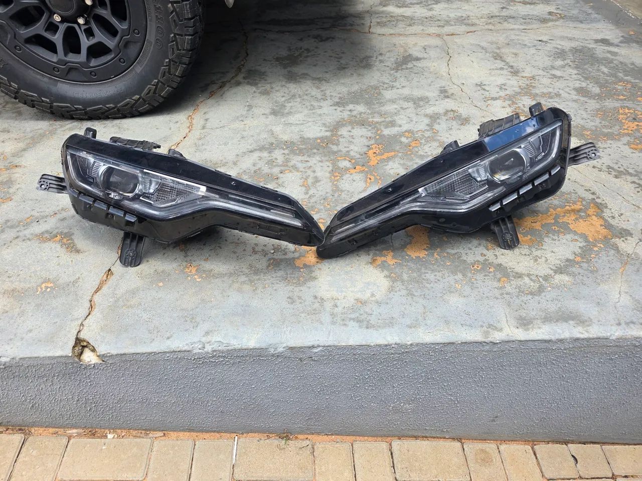 PAR FAROL CAMARO V8 SS 2019 ORIGINAL