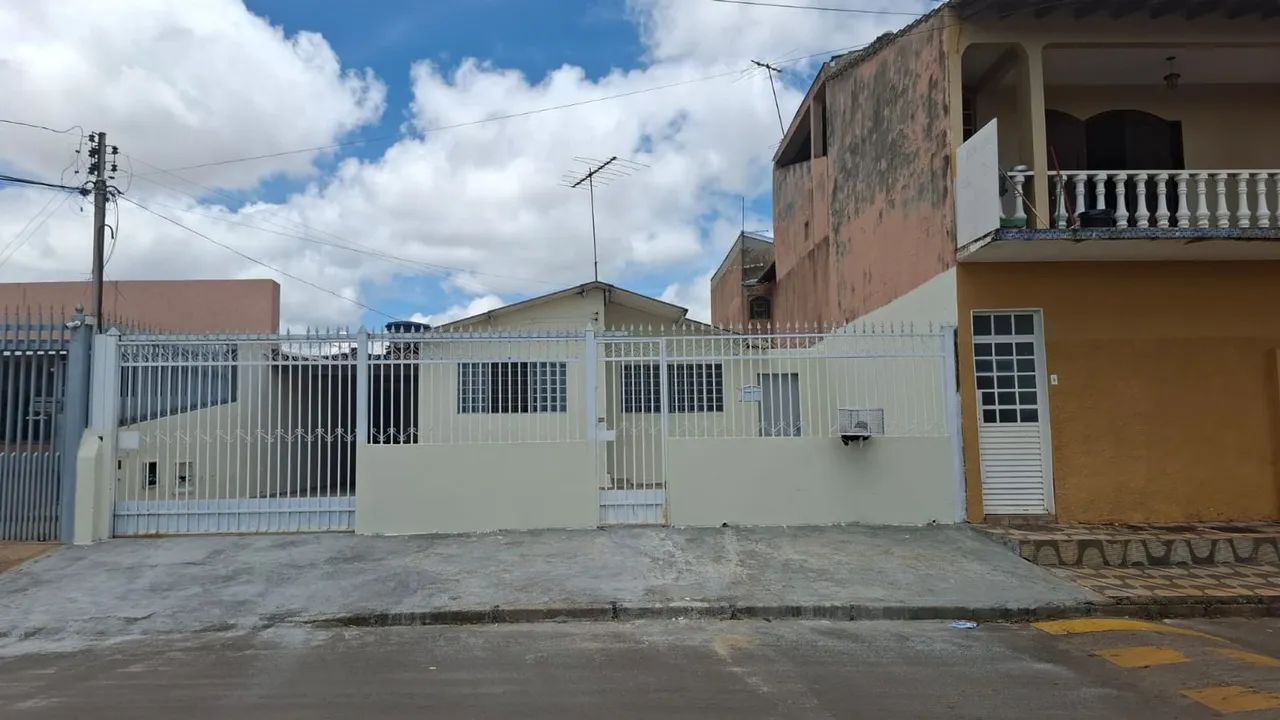 Casa 4 quartos para Venda QNM 18 Ceilândia Norte, Brasília