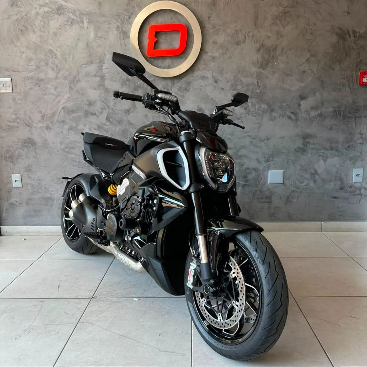 DIAVEL V4 1158 - Foto 3