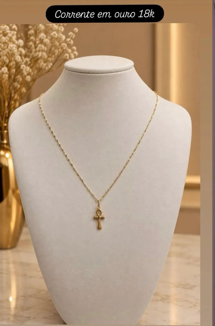 Corrente com pingente em ouro 18k