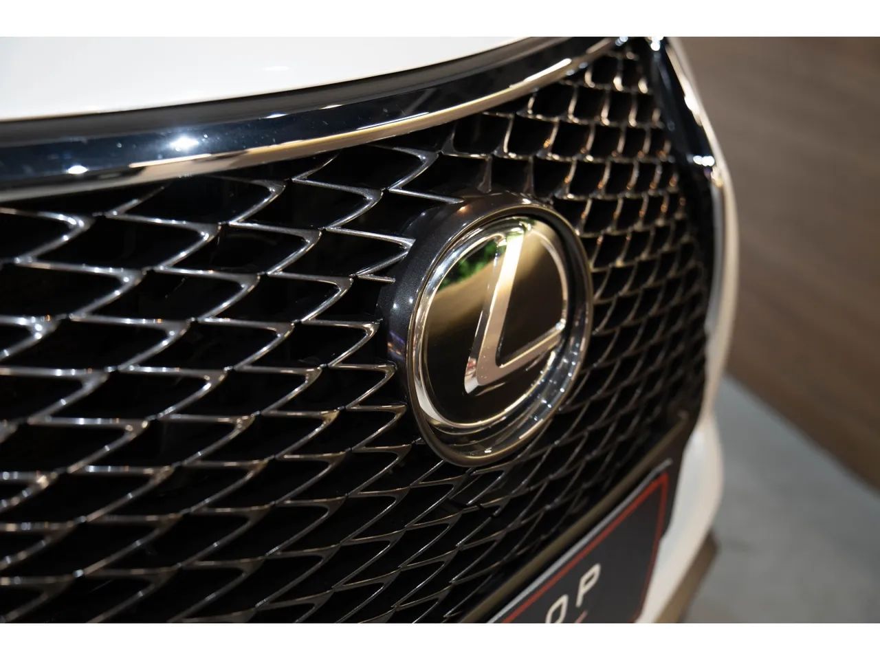 Lexus NX-200t F-sport 2.0 16V 238cv Aut., foto 7 de 20