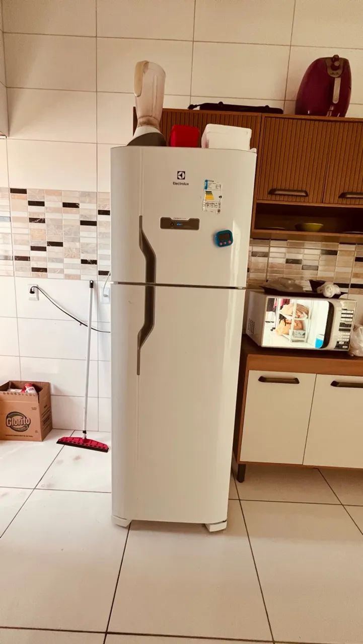 Geladeira eletrolux