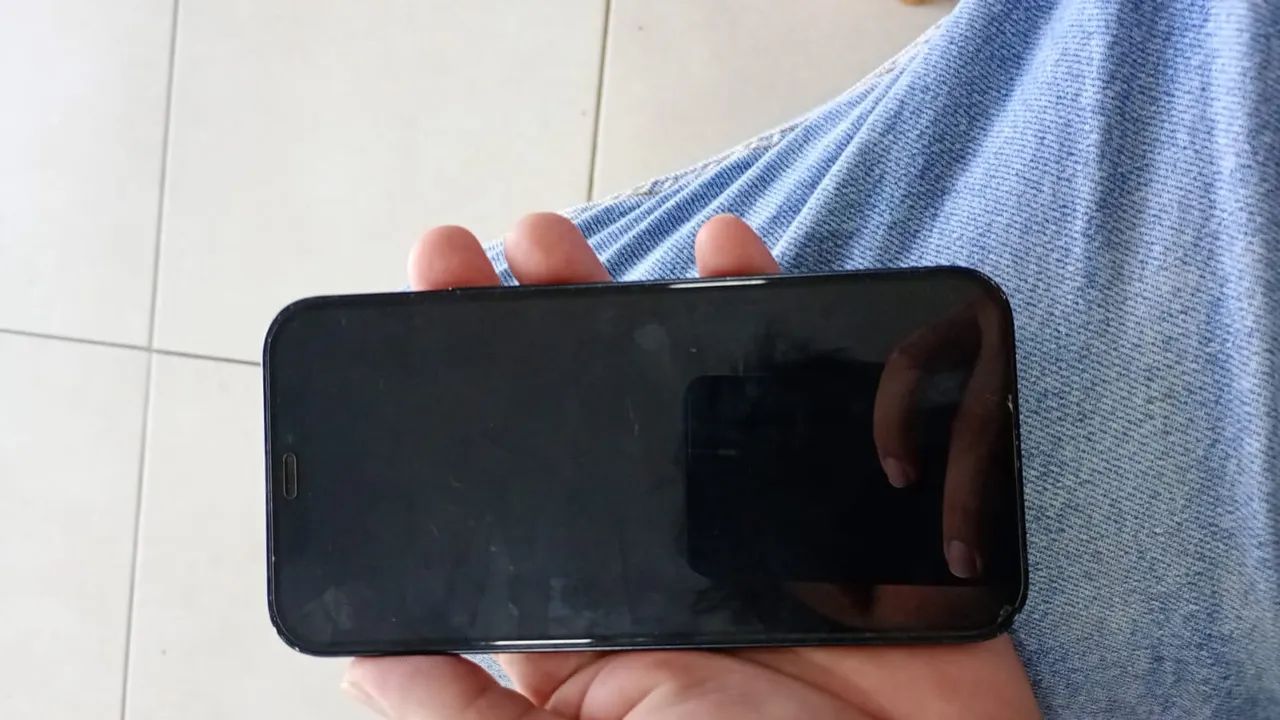 Vendo iPhone 12 preto 128gb  - Foto 2
