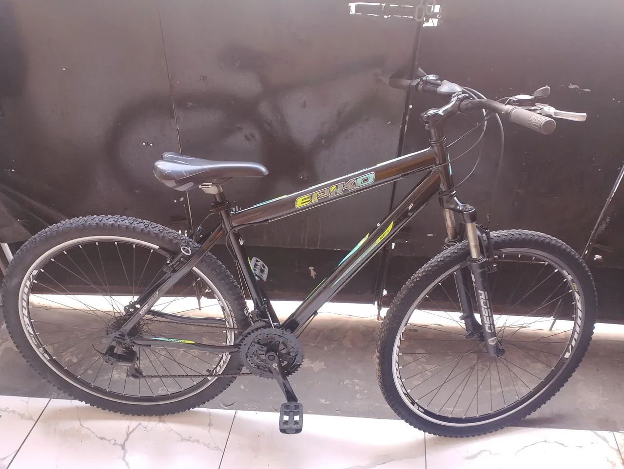 Vende-se duas bicicletas uma com marcha e outra sem - Foto 4
